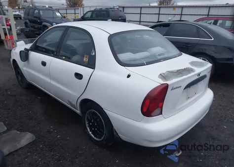 2001 Daewoo Lanos S z USA, uszkodzony, nr VIN KLATA52631B643819